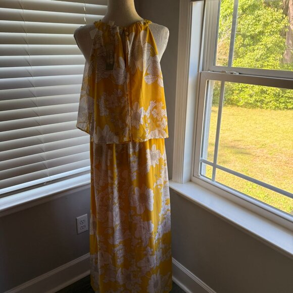 NWT Chicos Summertime Floral Maxi Dress Yellow Size .5 - Picture 7 of 10